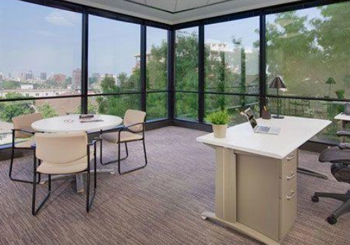 Regus - American Center